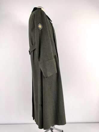 Heer, Mantel Modell 1936 für einen Gebirgsjäger.  Kammerstück von 1941 in gutem Gesamtzustand.