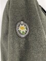 Heer, Mantel Modell 1936 für einen Gebirgsjäger.  Kammerstück von 1941 in gutem Gesamtzustand.