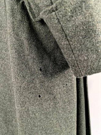 Heer, Mantel Modell 1936 für einen Leutnant der Infanterie. Kammerstück in gutem Gesamtzustand. Feldgrau