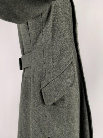 Heer, Mantel Modell 1936 für einen Leutnant der Infanterie. Kammerstück in gutem Gesamtzustand. Feldgrau