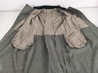 Heer, Mantel Modell 1936 für einen Leutnant der Infanterie. Kammerstück in gutem Gesamtzustand. Feldgrau
