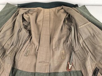Heer, Mantel Modell 1936 für einen Leutnant im Infanterie Regiment 58.  Kammerstück von 1939 in gutem Gesamtzustand