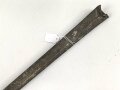 Zinkblechscheide für eine Blankwaffe. Dreieckig, 20 - 20-30mm. Gesamtlänge 47cm