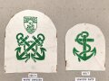 Bahamas, Sammlung Ärmel- und Mützenabzeichen der Polizei, auf Karton getackert