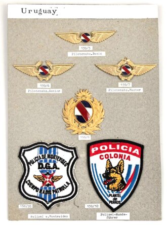 Uruguay, Sammlung Ärmelabzeichen und Pilotenabzeichen der Polizei, auf Karton getackert