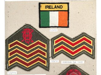 Irland, Sammlung Rangabzeichen Heer, auf Karton getackert