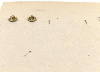Irland, Sammlung Kragenabzeichen Luftwaffe, auf Karton getackert