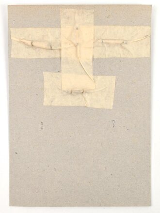 Irland, Sammlung Mützenabzeichen und Kragenabzeichen Polizei, teils auf Karton getackert