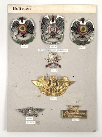 Bolivien, Sammlung Mützenabzeichen für Offiziere