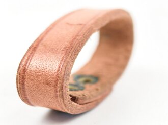 Schieber für ein Zweidornkoppel , braunes Leder, Innenmaß 44mm, Nachkriegsfertigung