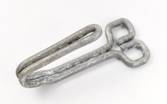 Koppelhaken für eine Feldbluse der Wehrmacht, Aluminium