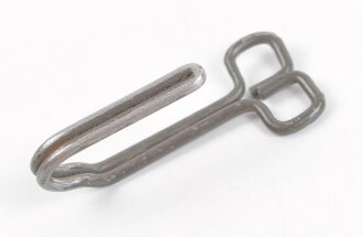 Koppelhaken für eine Feldbluse der Wehrmacht, Eisen lackiert