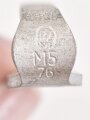 Zwei Haken für eine Dienstbluse für Parteiverbände. Aluminium, M5/ 76