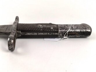 Schweiz, Seitengewehr Vetterli Modell 1878 mit Säge gekürz , Aufpflanzvorrichtung und Federführung  verschlossen, gewaffelter Holzgriff, möglicherweise als Ausgehstück verwendet