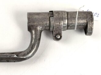 Österreich, Tüllenbajonett   Modell 1854 ohne Scheide für die Gewehre Lorenz, Wänzel oder auch bayrisches Podewilsgewehr , Vierkantklinge, Gesamtlänge 55,5 cm  um einen halben cm leicht gekürzt , 18,5 Tülleninnendurchmesser, Tüllenlänge 80,5 cm, 