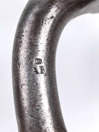 Frankreich, Tüllenbajonett 3 kantig, Typ  Modell AN 9 , wohl deutsches Beutestück, leicht gekürzt, Gesamtlänge 52,5 cm, Tüllenöffnung oben 22mm, Tüllenlänge 68 mm, deutsche Abnahme, 