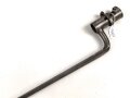 Frankreich, Tüllenbajonett 3 kantig, Typ  Modell AN 9 , wohl deutsches Beutestück, leicht gekürzt, Gesamtlänge 52,5 cm, Tüllenöffnung oben 22mm, Tüllenlänge 68 mm, deutsche Abnahme, 