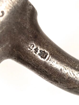 Frankreich, Tüllenbajonett 3 kantig, Typ  Modell AN 9 , wohl deutsches Beutestück, leicht gekürzt, Gesamtlänge 52 cm, Tüllenöffnung oben 22mm, Tüllenlänge 68 mm, deutsche Abnahme,