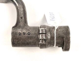 Frankreich, Tüllenbajonett 3 kantig, Typ  Modell AN 9 , wohl deutsches Beutestück, leicht gekürzt, Gesamtlänge 52 cm, Tüllenöffnung oben 22mm, Tüllenlänge 68 mm, deutsche Abnahme,