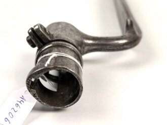 Frankreich, Tüllenbajonett 3 kantig, Typ  Modell AN 9 , wohl deutsches Beutestück, leicht gekürzt, Gesamtlänge 45,2 cm, Tüllenöffnung oben 22mm, Tüllenlänge 66,5 mm,
