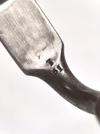 Frankreich, Tüllenbajonett 3 kantig, Typ  Modell AN 9 , wohl deutsches Beutestück, leicht gekürzt, Gesamtlänge 45,2 cm, Tüllenöffnung oben 22mm, Tüllenlänge 66,5 mm,