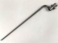Frankreich, Tüllenbajonett 3 kantig, Typ  Modell AN 9 , wohl deutsches Beutestück, leicht gekürzt, Gesamtlänge 51,2 cm, Tüllenöffnung oben 22mm, Tüllenlänge 68 mm, Abnahme mit Kronenstempel auf KLingenansatz