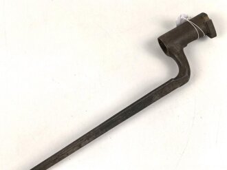 Österreich,Tüllenbajonett 3 kantig, Modell ähnlich 1798, Gesamtlänge 52 cm, Tüllenöffnung oben 21mm, etwas verbogen , Tüllenlänge 64mm, Klingenbreiteite 24 mm
