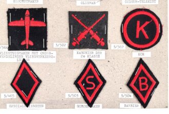 Niederlande, Sammlung Spezialistenabzeichen für Matrosen der blauen Uniform der Marine, auf Karton getackert