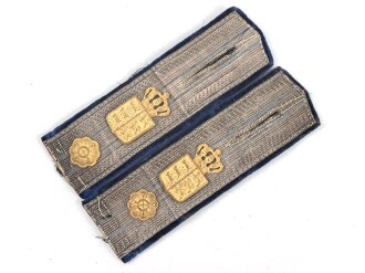 Württemberg, Paar Schulterstücke für einen Militärbeamten im mittleren Dienst. Ausführung alter Art ( Modell 1866 )