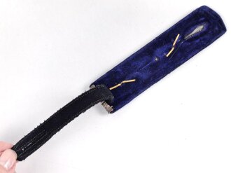 Preussen, einzelnes Schulterstücke für einen höheren Beamten. Ausführung alter Art ( Modell 1866 ),  blaue Samt Unterlage