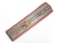 Preussen, einzelnes Schulterstücke für einen Beamten. Ausführung alter Art ( Modell 1866 ),  rosa Unterlage
