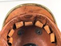 Preussen, Pickelhaube für Mannschaften der Artillerie. Aus alt- und neuteilen zusammengebautes Stück, Größe 55