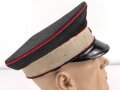 Württemberg, Schirmmütze für einen Angehörigen der freiwilligen Krankenpflege mit leichtem Mottenschaden