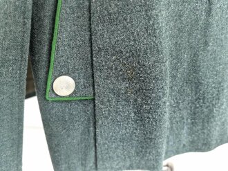 Polizei III.Reich, Dienstrock für einen Angehörigen der Schutzpolizei . Kammerstück in gutem Zustand, die Schulterstücke fehlen