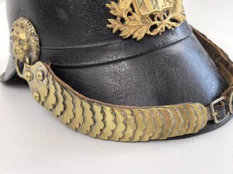 Bayern, Helm für Angehörige der Bürgerwehr Modell 1848. Zusammengehöriges, in allen Teilen originales Stück