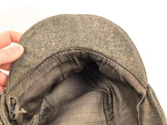 Heer, Feldmütze Modell 1943 aus spätem Material, getragenes Stück mit Reparaturstellen