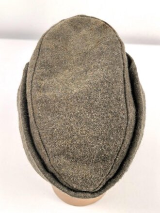 Heer, Feldmütze Modell 1943 aus spätem Material, getragenes Stück mit Reparaturstellen