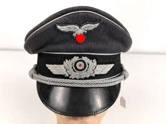 Luftwaffe, Schirmmütze für Offiziere. Das Schweißleder defekt, sonst guter Gesamtzustand