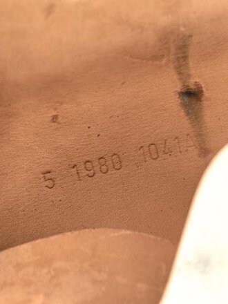 Bundeswehr Pistolentasche alter Art für Pistole P1 oder P38. Geweisstes Leder