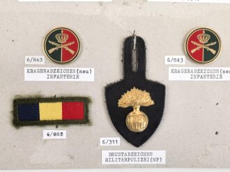 Belgien, Sammlung verschiedener Uniform Effekten, teils auf Karton getackert
