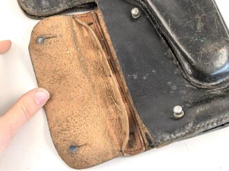 DDR, Signal - Leuchtpistolentasche Nationale Volksarmee, stark getragen
