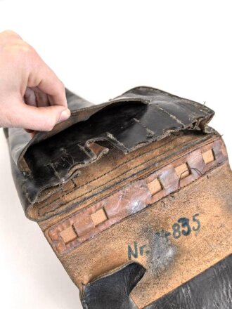 DDR, Signal - Leuchtpistolentasche Nationale Volksarmee, stark getragen