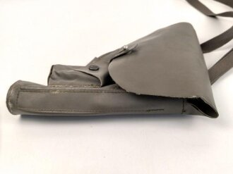 Bundeswehr, Signal - Leuchtpistolentasche in gutem  Zustand
