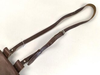 DDR, Tasche für PM63 ( Maschinenpistole Modell 1963 der polnischen Armee) Nationale Volksarmee, guter Zustand