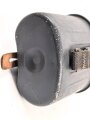 Deutschland nach 1945, Feldflasche  Luftschutzhilfsdienst. Hersteller PSL 65. Originallack, gebraucht