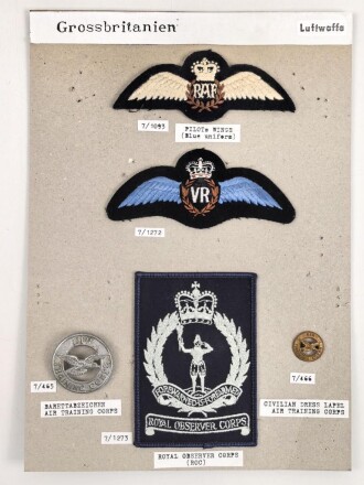 Großbritannien, Sammlung Ärmelabzeichen Luftwaffe, auf Karton getackert