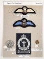 Großbritannien, Sammlung Ärmelabzeichen Luftwaffe, auf Karton getackert