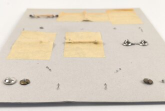 Großbritannien, Sammlung Uniform Effekten Polizei, auf Karton getackert