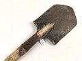 Russland 2. Weltkrieg, Spaten datiert 1943, ungereinigtes Stück