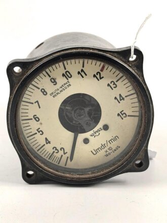 Luftwaffe, elektrischer Drehzahlmesser EW8, Deuta Werke, Funktion nicht geprüft, Im Gehäuse verdreht, mit Stecker